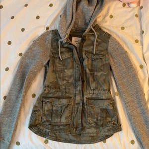 Abercrombie & Fitch camo print cargo/sweatshirt material jacket